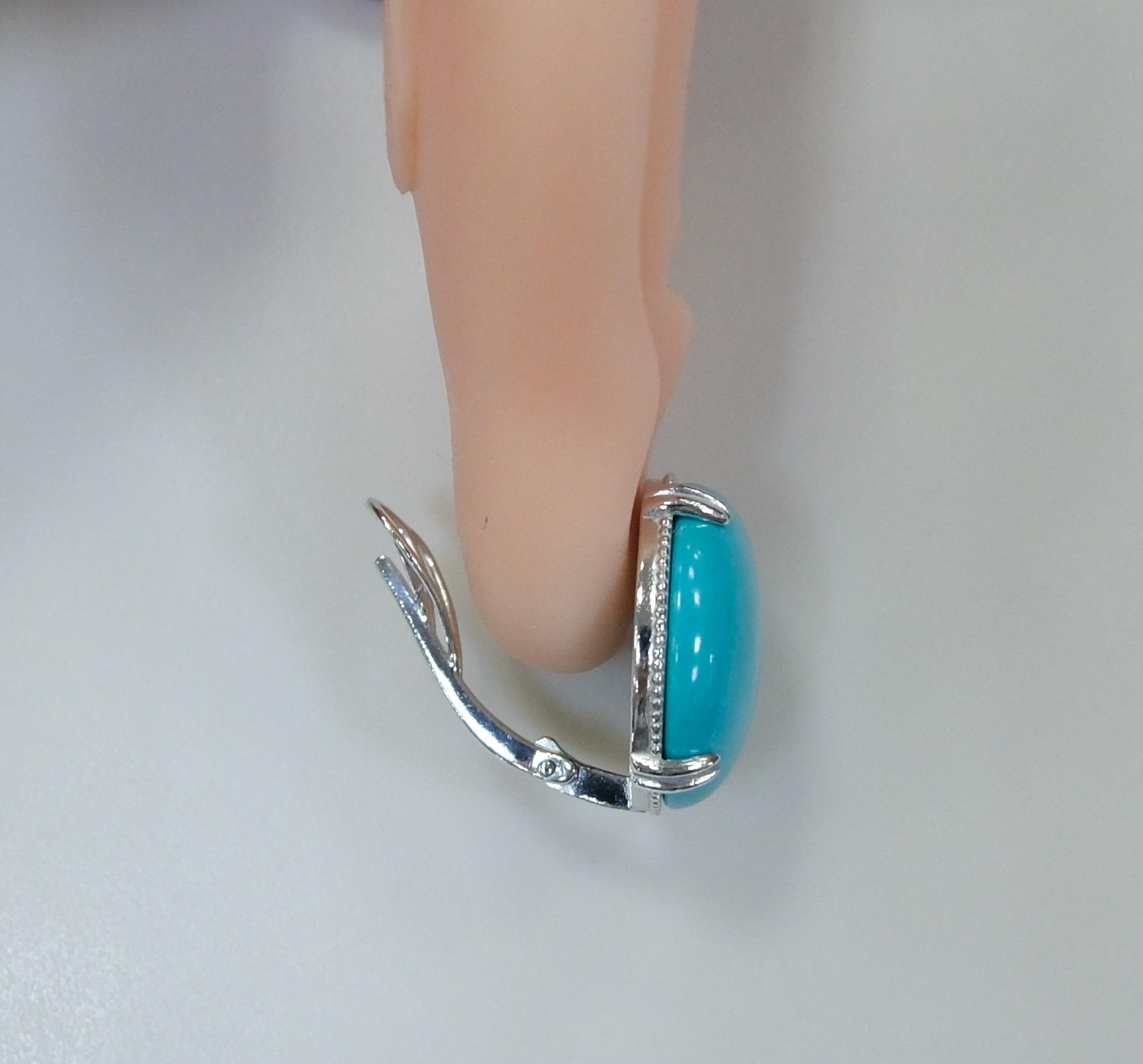 Серебряные серьги с бирюзой